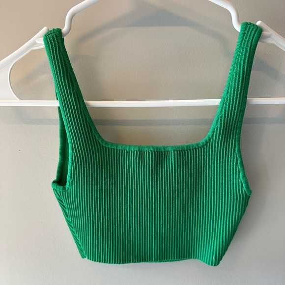 Aritzia Babaton Sculpt Knit Notch Tank - Picture 5 of 5